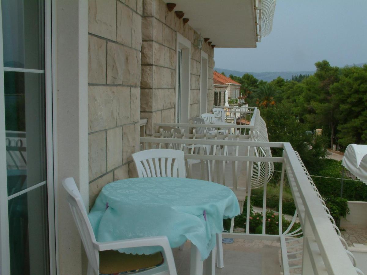 Apartments And Rooms By The Sea Lumbarda, Korcula - 13626 Εξωτερικό φωτογραφία